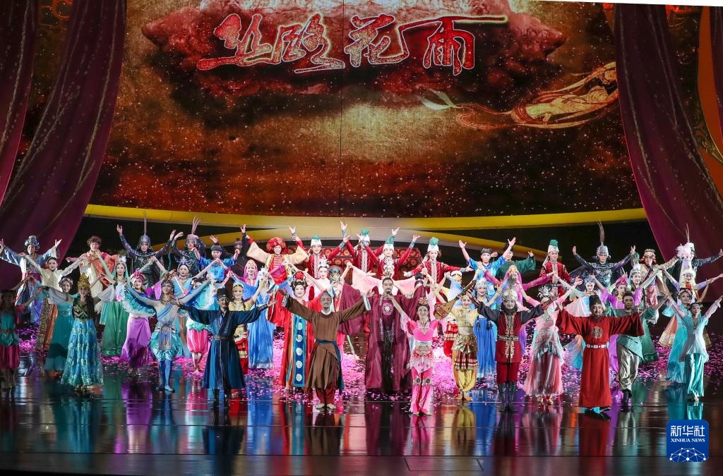 _敦煌市承办首届丝路文博会_敦煌丝路花雨演出地点